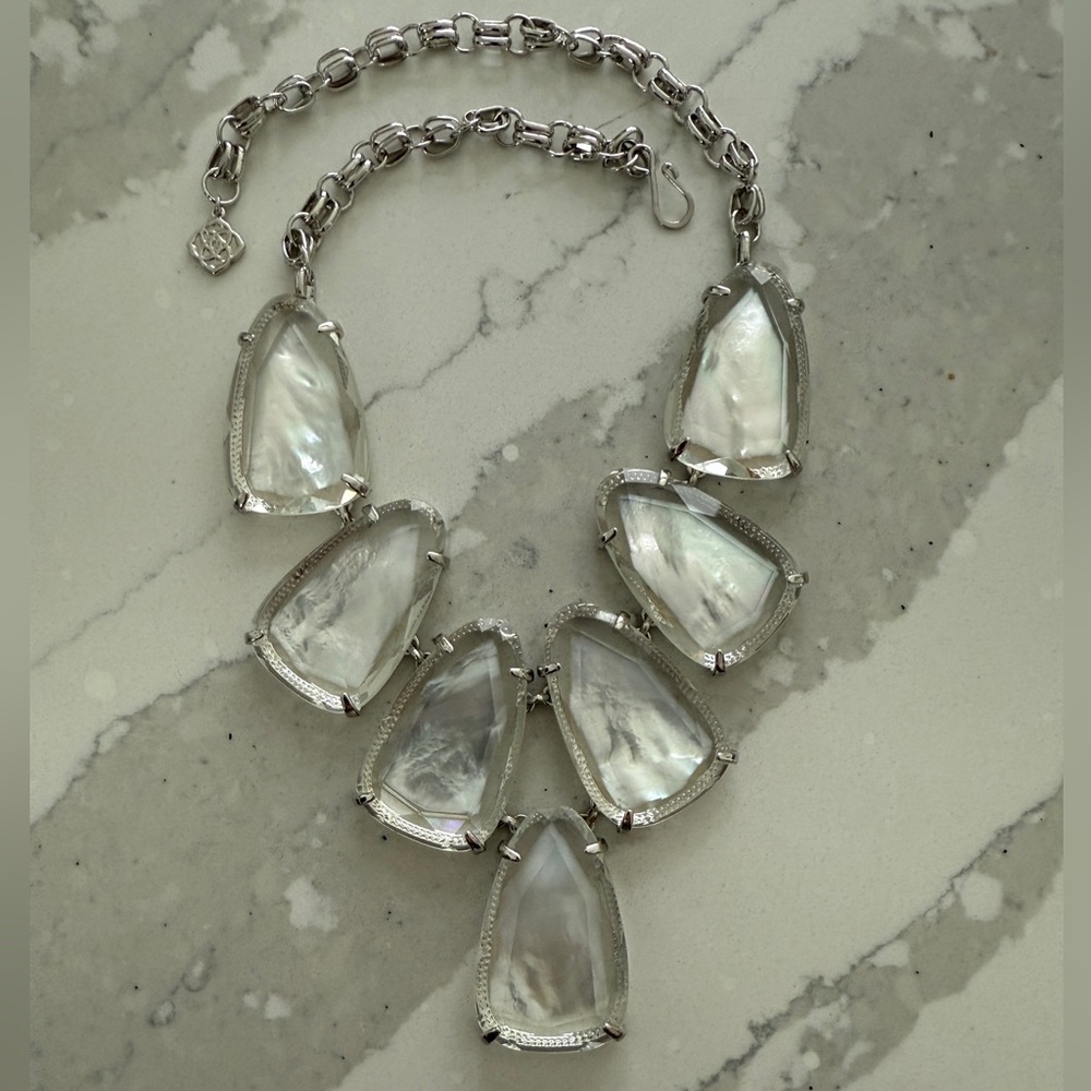 KENDRA SCOTT Harlow Bib Necklace